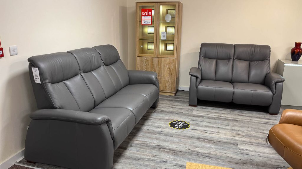 Leather 3 Seater Fixed &amp; 2 Seater Powered was £5020 now only £3395